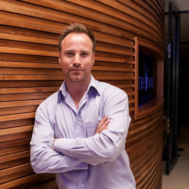 Jason Sandell showing his SEO Portfolio to potential customers